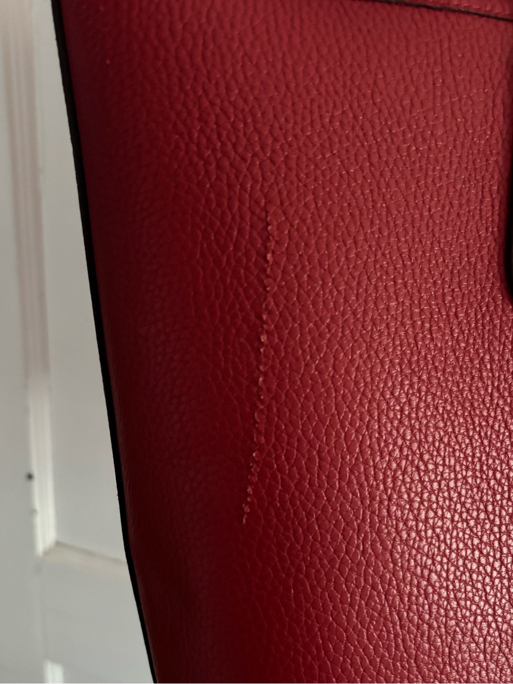 COACH Snow White Red Tote - GUC - Picture 5 of 6